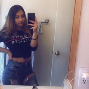 Meet your Posher, Samantha